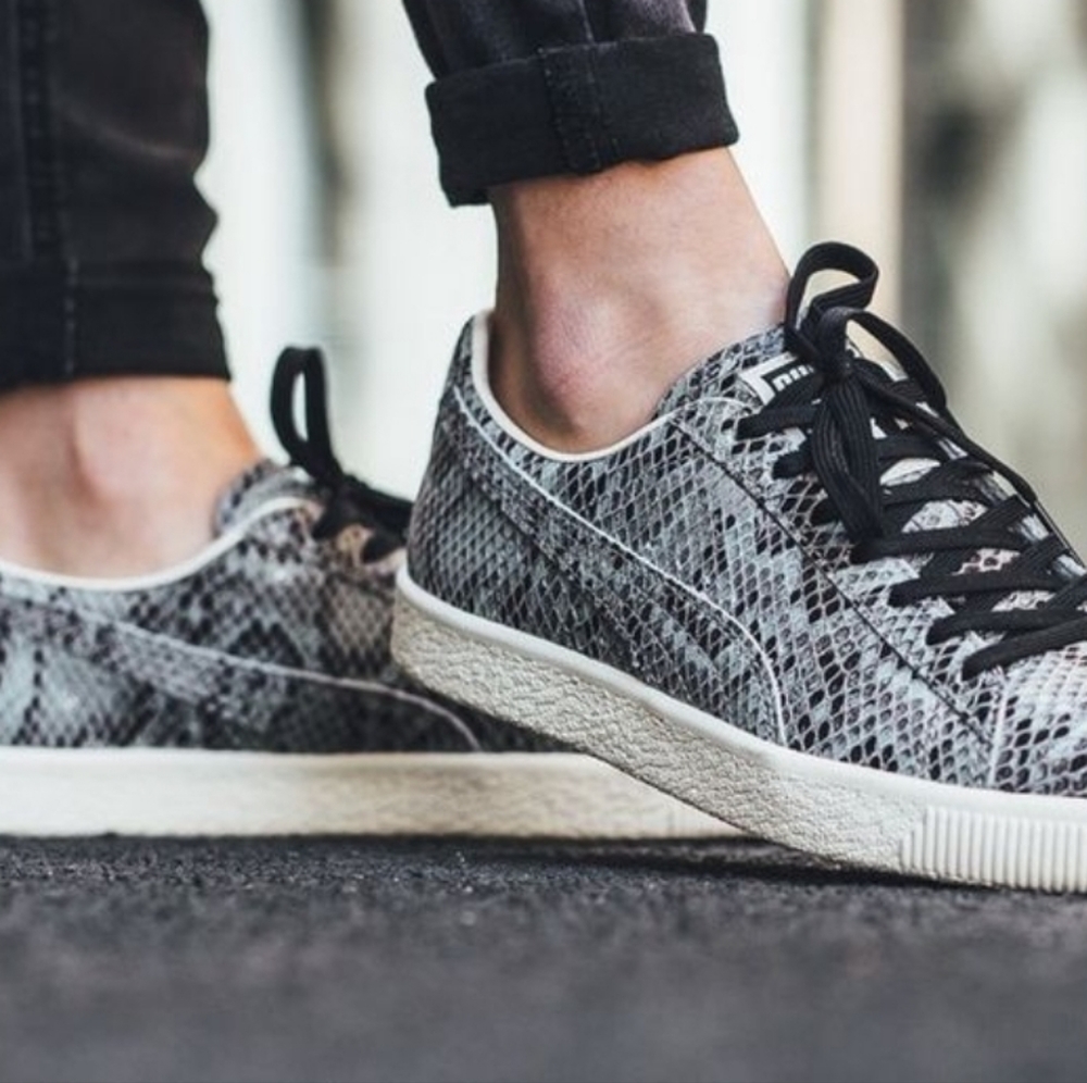PUMA Clyde Leather Sneakers Snakeskin Print Black and Mint Green 8.5